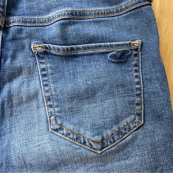 Women’s Hollister Jean Shorts Advanced Stretch Ultra High-Rise Short Sz 5 - Picture 2 of 6